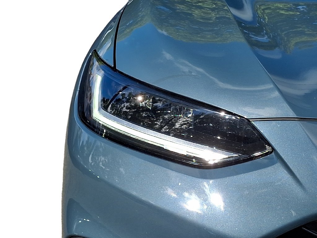 Used 2023 Honda HR-V LX image 11
