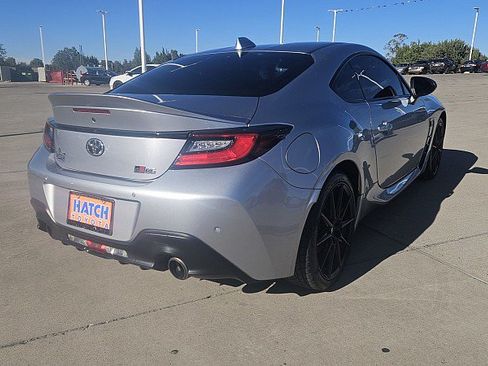 Used 2023 Toyota GR86 Premium RWD image 5