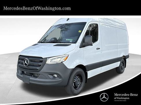 New 2025 Mercedes-Benz Sprinter 2500 image 1