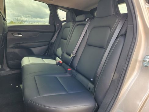 Used 2025 Nissan Murano SL AWD/4WD image 3