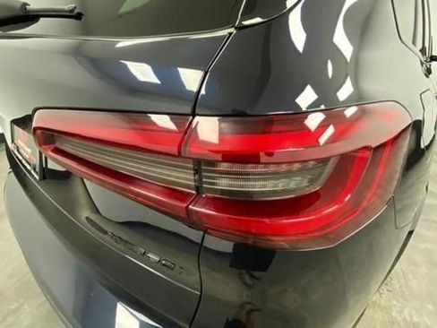 Used 2019 BMW X5 xDrive50i w/ M Sport Package AWD/4WD image 15