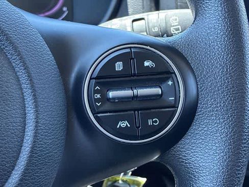 Used 2024 Kia Soul LX w/ Option Group 015 FWD image 25