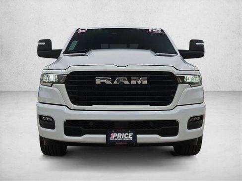 Used 2025 RAM 1500 Laramie AWD/4WD image 2