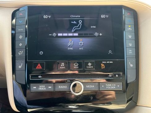 Used 2022 INFINITI QX50 Luxe w/ Cargo Package AWD/4WD image 17