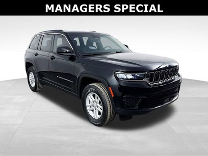 New 2025 Jeep Grand Cherokee Laredo w/ Luxury Tech Group I