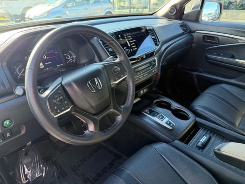 Used 2022 Honda Passport TrailSport image 14