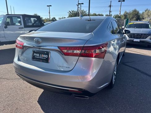 Used 2018 Toyota Avalon Limited w/ All Weather Liner Package image 10