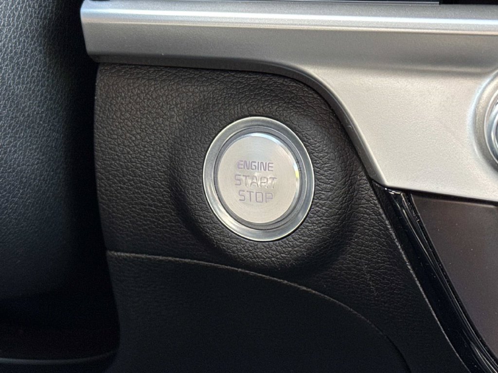 Used 2023 Kia Telluride S AWD/4WD image 15