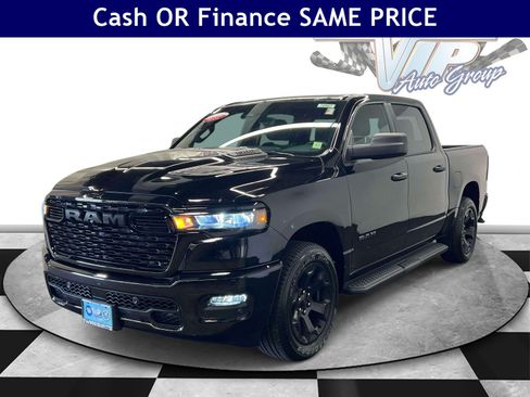 Used 2026 RAM 1500 Express AWD/4WD image 4