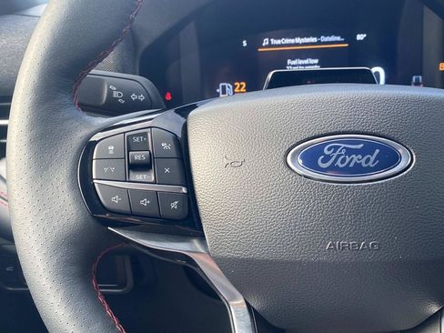 Used 2025 Ford Explorer ST-Line AWD/4WD image 32
