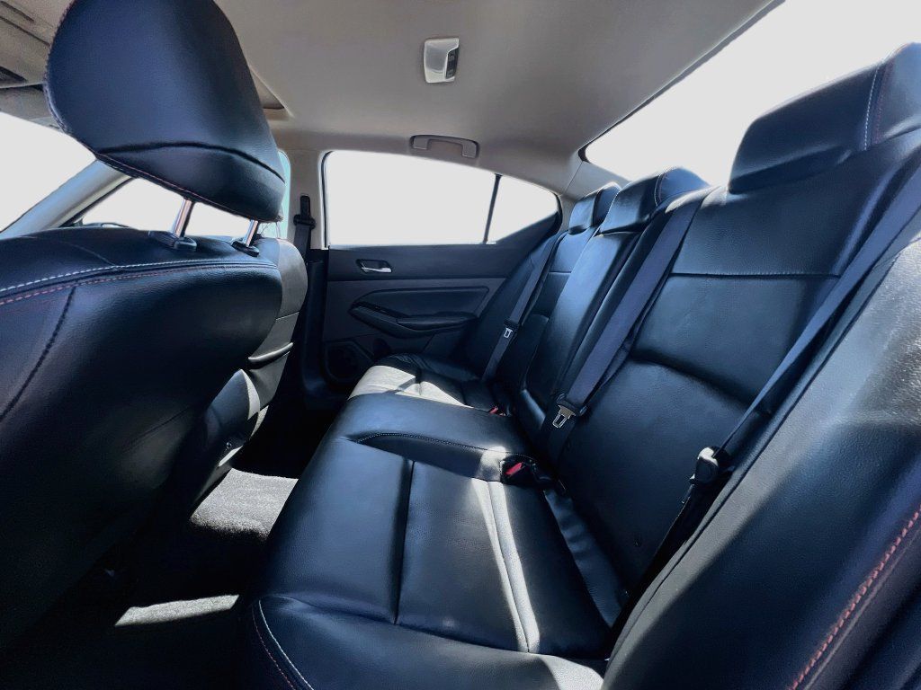 Used 2025 Nissan Altima 2.5 SR w/ SR Premium Package FWD image 22