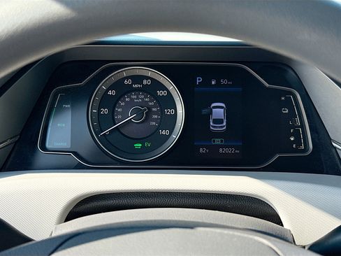 Used 2020 Hyundai Ioniq Blue image 36