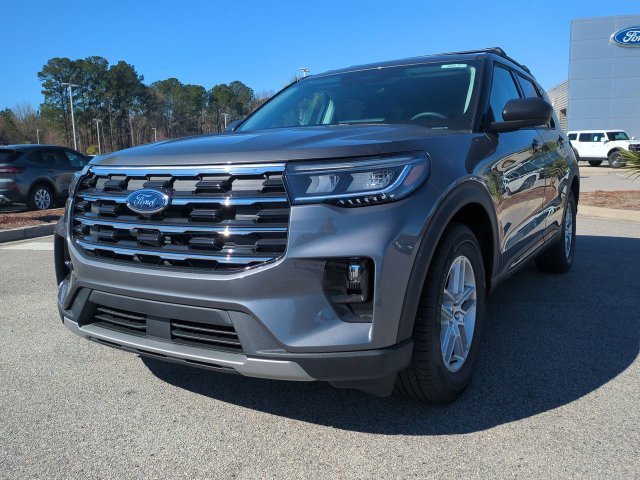 New 2026 Ford Explorer Active w/ Active Comfort Package RWD image 8