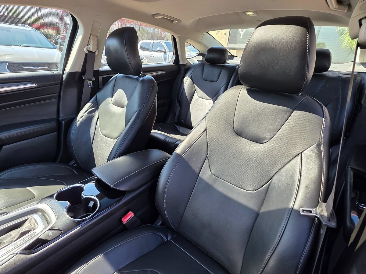 Used 2014 Ford Fusion Titanium FWD image 22