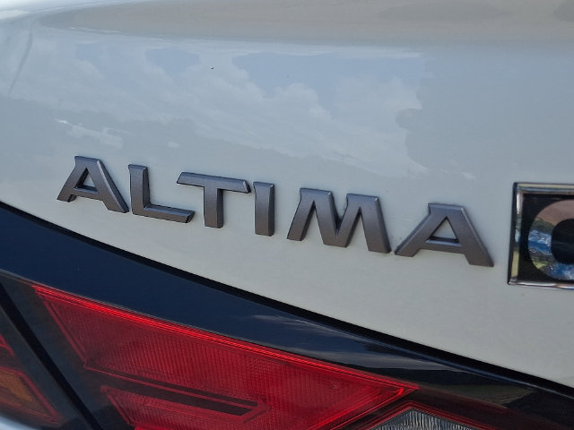 Used 2023 Nissan Altima 2.5 SV AWD/4WD image 31