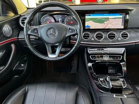 Used 2017 Mercedes-Benz E 300 image 24
