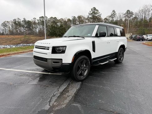 Used 2023 Land Rover Defender 130 X-Dynamic SE AWD/4WD image 3