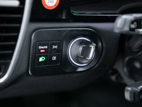 Certified 2023 Porsche Cayenne image 20