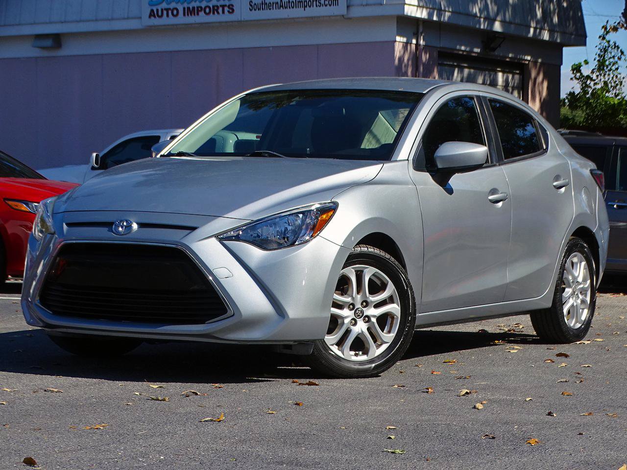 Used 2018 Toyota Yaris iA FWD image 5