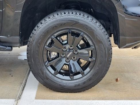 Used 2022 GMC Canyon AT4 image 10