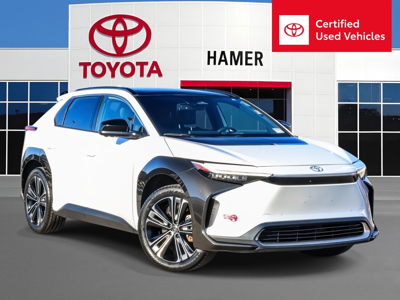 Certified 2023 Toyota bZ4X AWD image 1