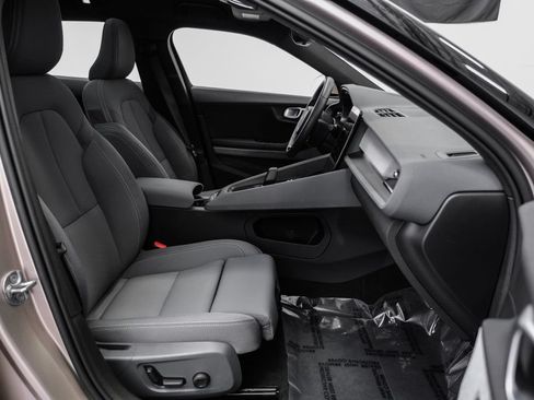 Used 2023 Polestar Polestar 2 FWD image 35