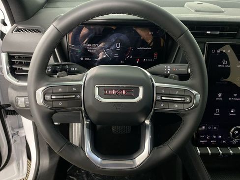 Used 2026 GMC Terrain Elevation w/ Elevation Premium Package image 14