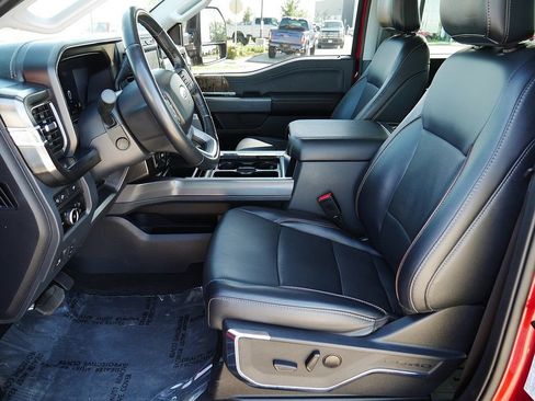 Used 2024 Ford F250 Lariat w/ Lariat Ultimate Package AWD/4WD image 11