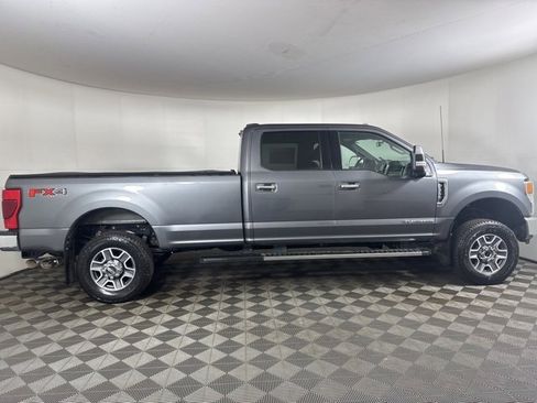 Certified 2022 Ford F350 Lariat w/ Chrome Package image 2
