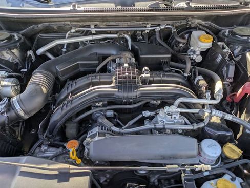 Used 2023 Subaru Crosstrek 2.0i Premium image 11