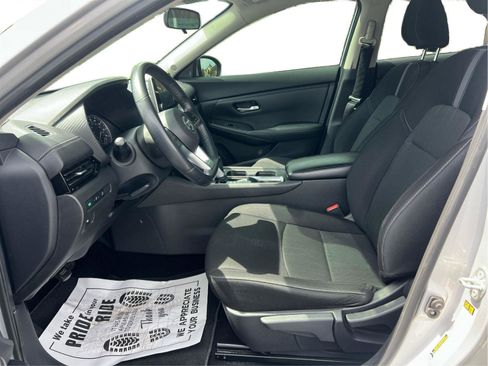 Used 2021 Nissan Sentra SV FWD image 11