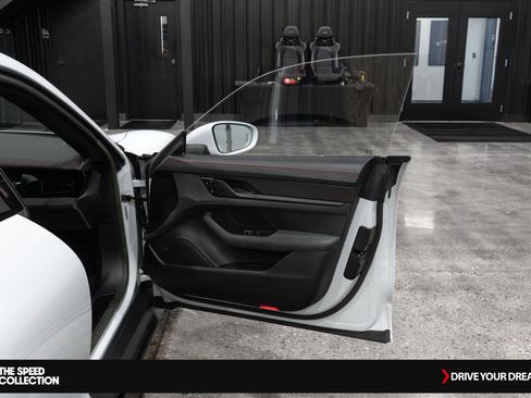 Used 2023 Porsche Taycan GTS image 20