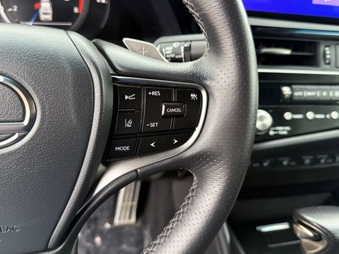 Certified 2024 Lexus ES 350 F Sport w/ Accessory Package (Z2) image 23