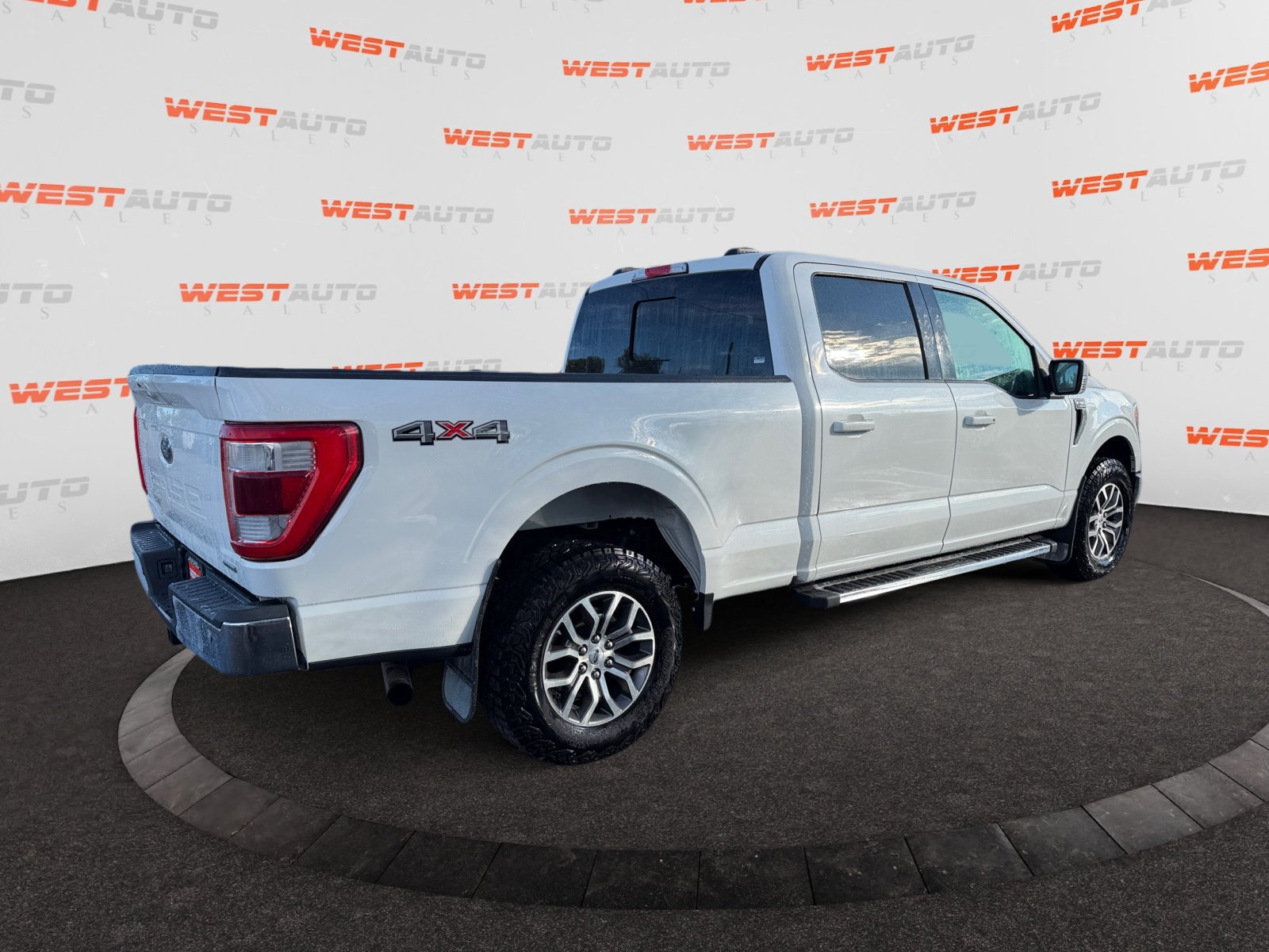 Used 2021 Ford F150 Lariat w/ Max Trailer Tow Package AWD/4WD image 5