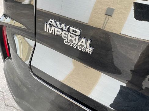 Used 2024 Cadillac XT4 Sport image 14