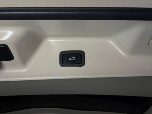 Used 2018 Land Rover Range Rover Supercharged AWD/4WD image 22