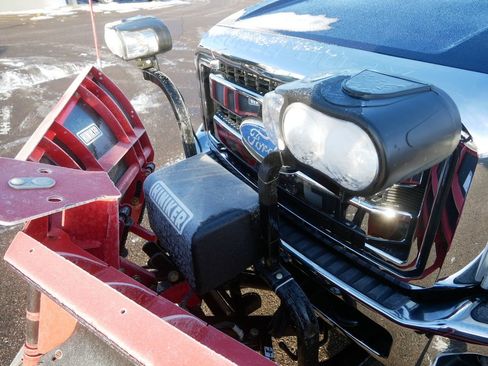 Used 2011 Ford F350 Lariat w/ Lariat Interior Pkg image 12