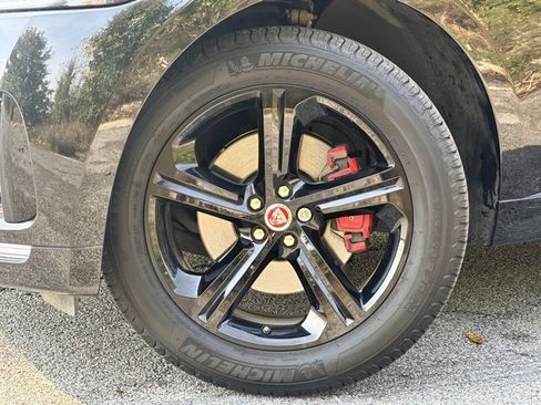 Used 2020 Jaguar F-PACE S image 2