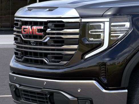 New 2026 GMC Sierra 1500 SLT image 13