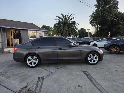 Used 2015 BMW 320i Sedan w/ Driver Assistance Package image 3