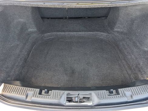Used 2015 Ford Taurus SEL w/ Equipment Group 201A FWD image 13