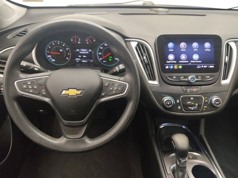 Used 2022 Chevrolet Malibu LS w/ Driver Confidence Package II FWD image 22