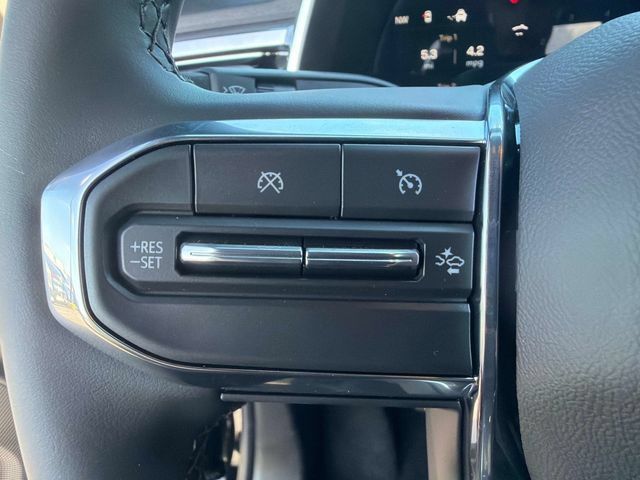 New 2026 GMC Canyon Elevation w/ Convenience Package RWD image 28