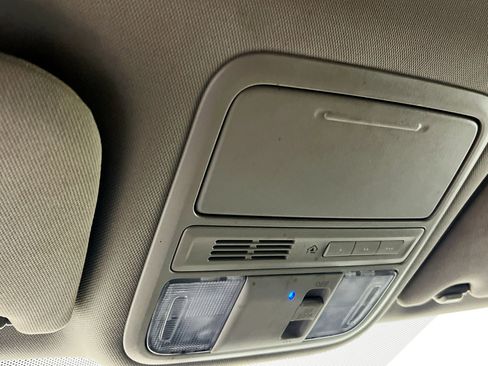 Used 2016 Honda Odyssey EX image 19