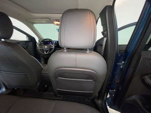 Used 2024 Buick Encore GX Avenir w/ Avenir Technology Package FWD image 22
