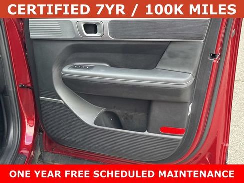 Used 2025 Hyundai Santa Fe Limited AWD/4WD image 8