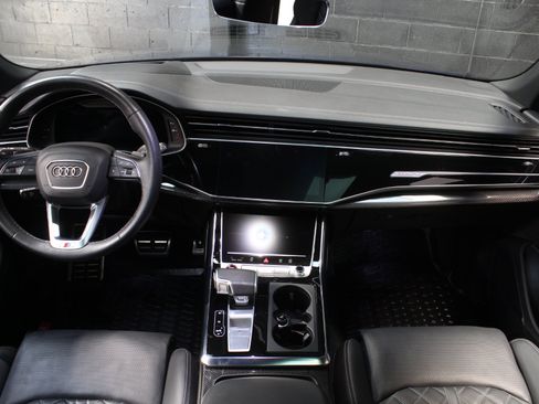 Used 2023 Audi SQ8 Prestige AWD/4WD image 33