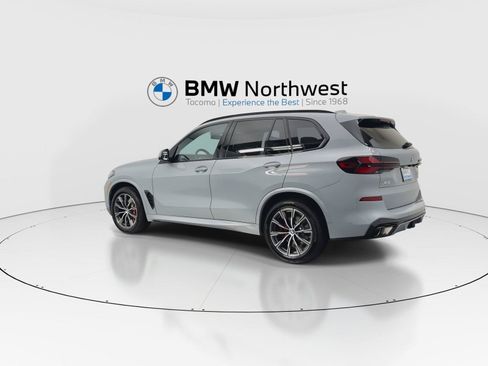 New 2026 BMW X5 xDrive40i w/ M Sport Package AWD/4WD image 12