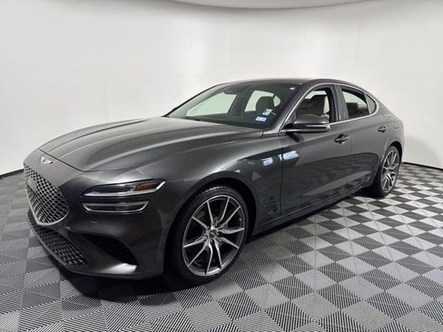 Used 2023 Genesis G70 2.0T image 2