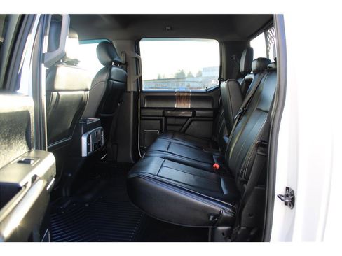 Used 2020 Ford F150 Lariat image 13